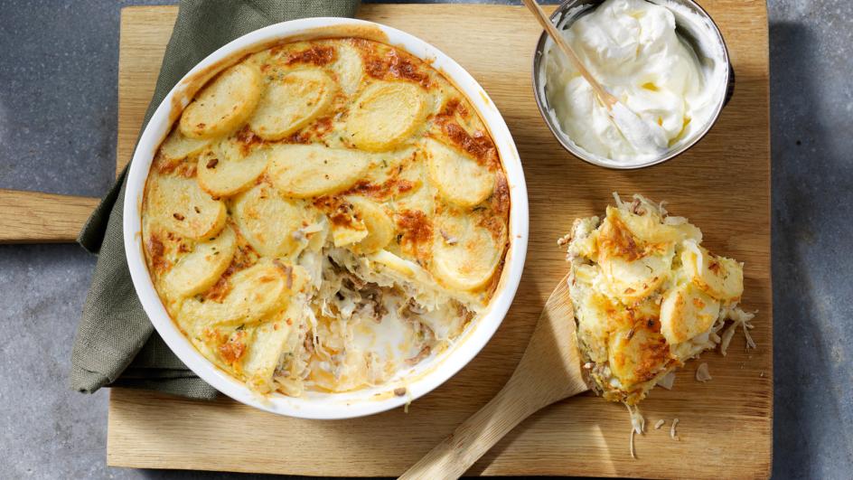 MAGGI Ovenschotel Zuurkool-crème fraîche met gehakt