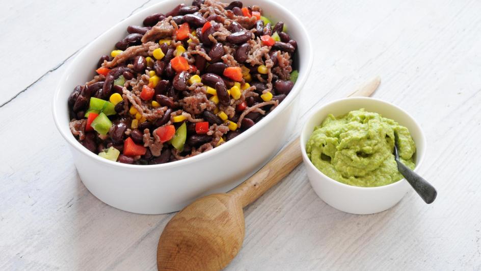 Chili con carne met avocadodip