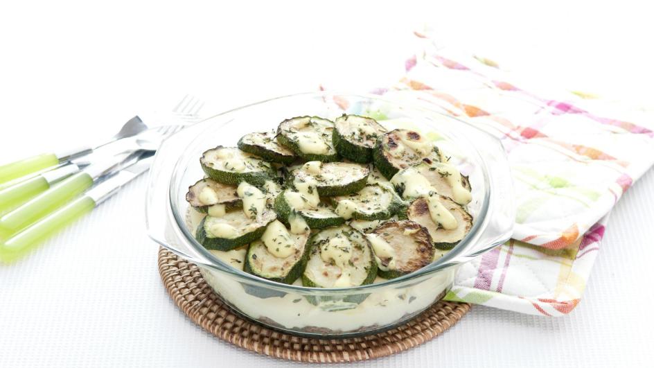 Ovenschotel met rundergehakt en courgette