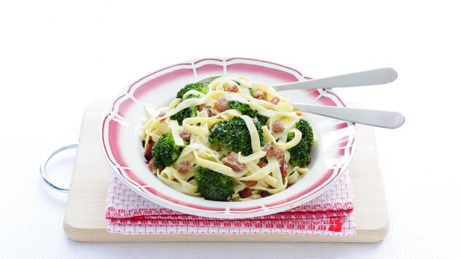 Pasta carbonara met broccoli