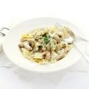 Pasta met kip, champignons en kaassaus