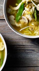 https://www.maggi.nl/sites/default/files/styles/search_result_153_272/public/article_images/161212_Maggi_Recepten_Kippensoep.jpg?itok=Pau1xmIt