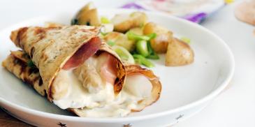 Aspergerolletjes met parmaham en omelet