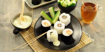 Asperge en zalm sushi