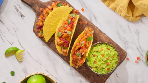 Airfryer kipfilet streetstyle taco's met zelfgemaakte guacamole